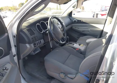 2005 Toyota Tacoma Prerunner V6 из США, поврежденный, VIN 5TEKU72N35Z090458